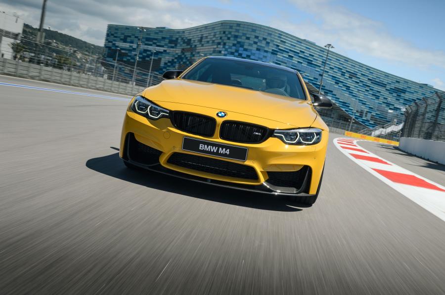  BMW M4 Coupe Competition 2017 года  (RU) (фото 11 из 15)